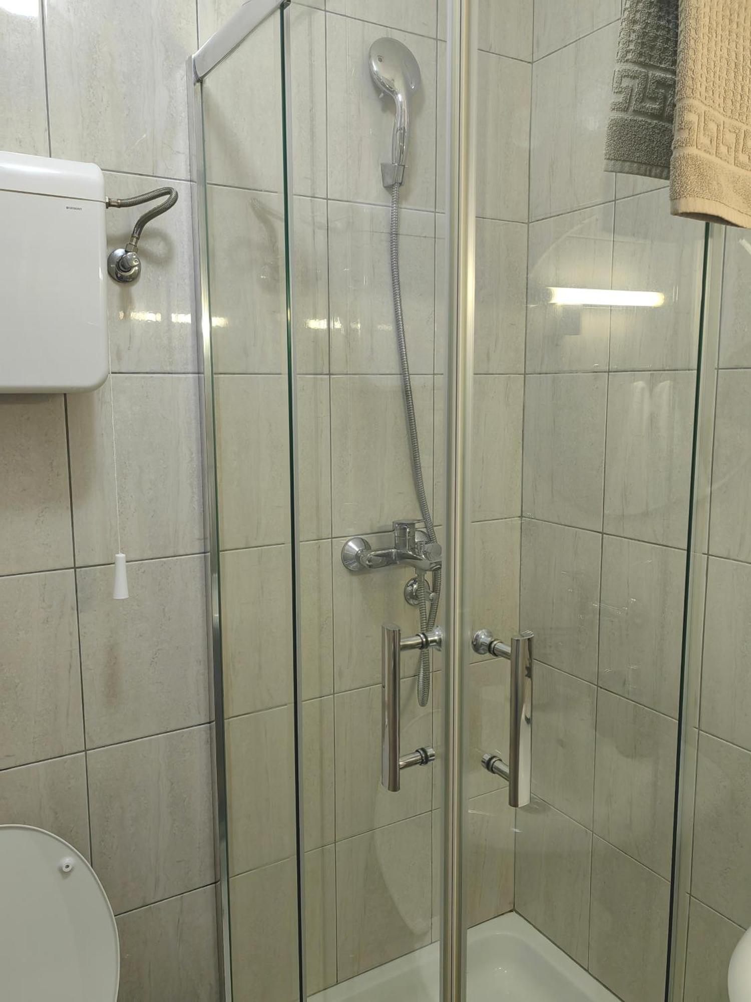 Orient Apartman Sremska Kamenica Εξωτερικό φωτογραφία